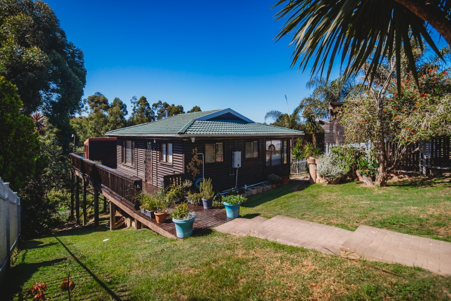 3 Bedroom Property for Sale in Denneoord Western Cape